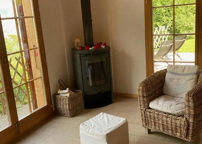 Alpilles - 4 Zi- Mit Atemberaubender Aussicht By Interhome